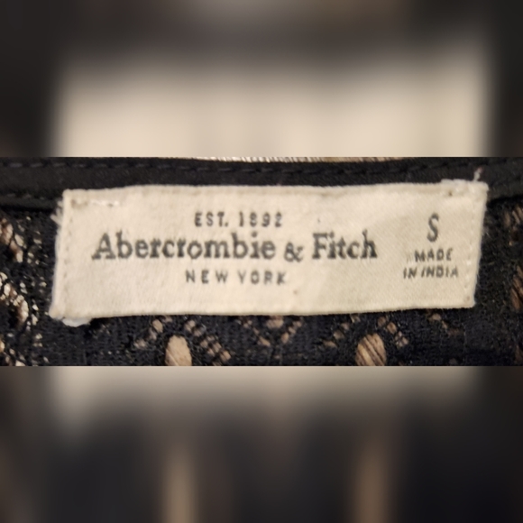 COPY - Abercrombie and Fitch Boho Top Black - Picture 5 of 5